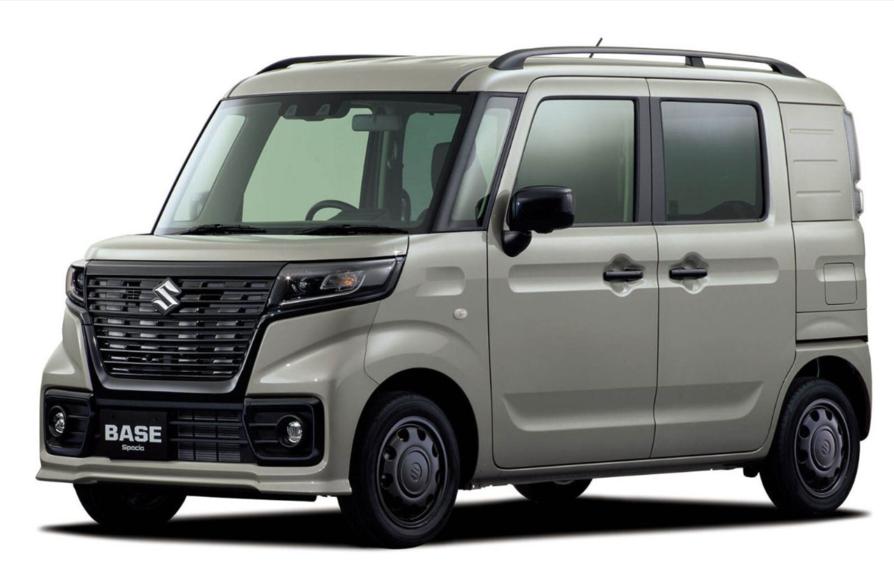 Suzuki Spacia has a cargo modification